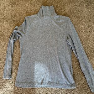 Cotton turtleneck M